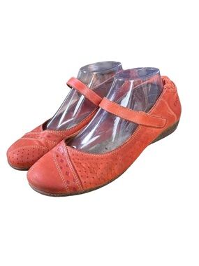 Taos Step It Up Mary Jane Flats – Sz 39 / US 8.5